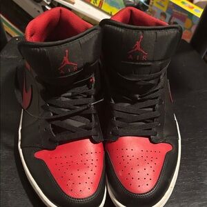Nike Air Jordan 1 Mid Sneakers - Black & Red